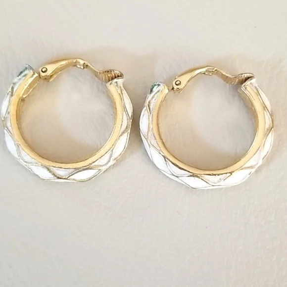 Vintage 12 Piece Jewelry Lot Necklaces Earrings Trifari LC - Picture 5 of 16